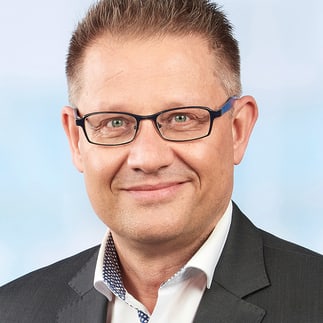 Dr. pharm. Lorenz Schmid Dr. pharm. Lorenz Schmid